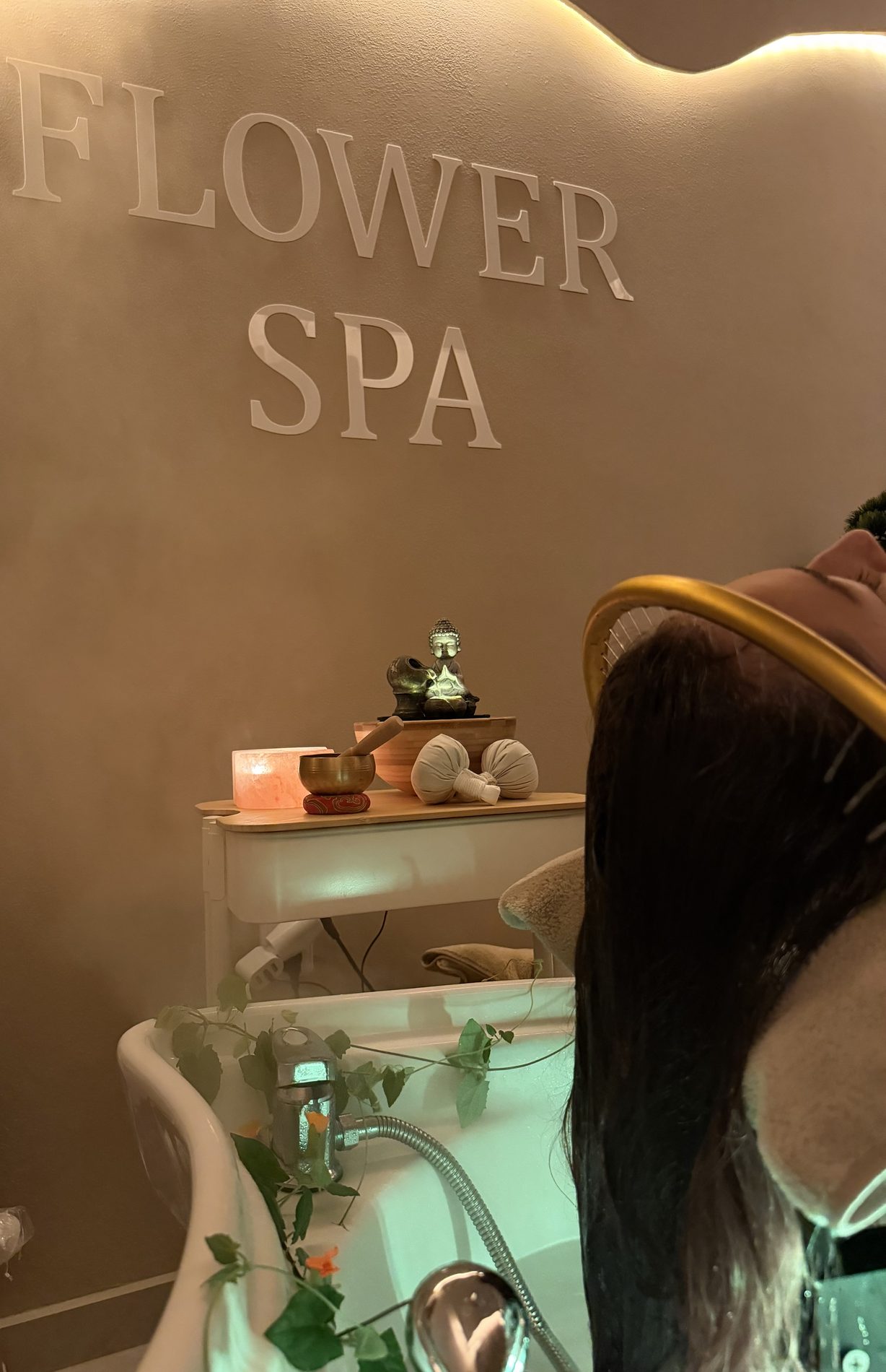Interiér FlowerSpa – Japanese Head Spa v Pohořelicích